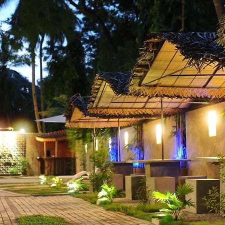 Hotel Tinaya Dambulla Exterior photo